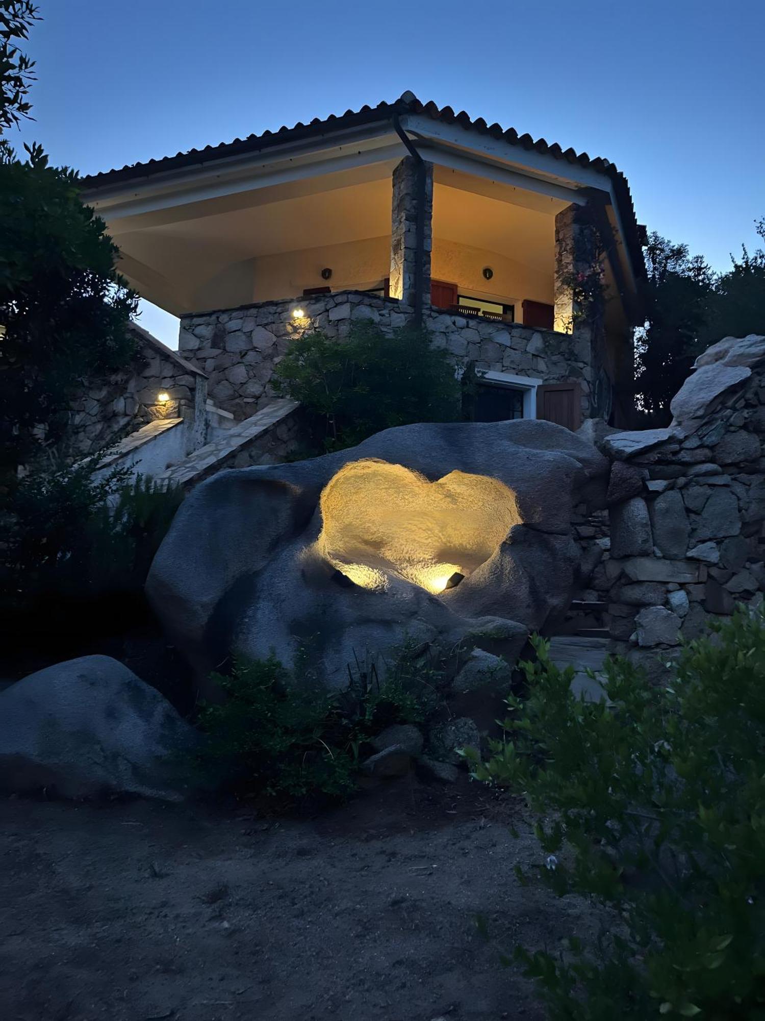 Punta Molara Villa Vista Mare Cala Ginepro מראה חיצוני תמונה